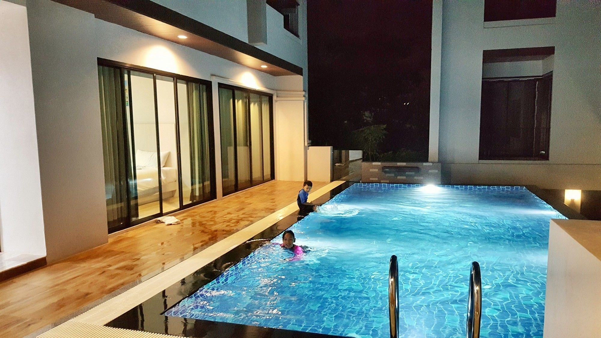 LUXSNA RESIDENCE | ⋆⋆⋆ | HAT YAI, THAILAND | SEASON DEALS FROM $25